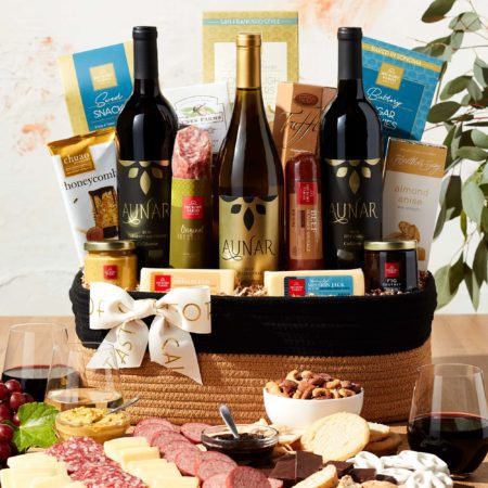 California Comforts Wine Gift Basket | Hickory Farms