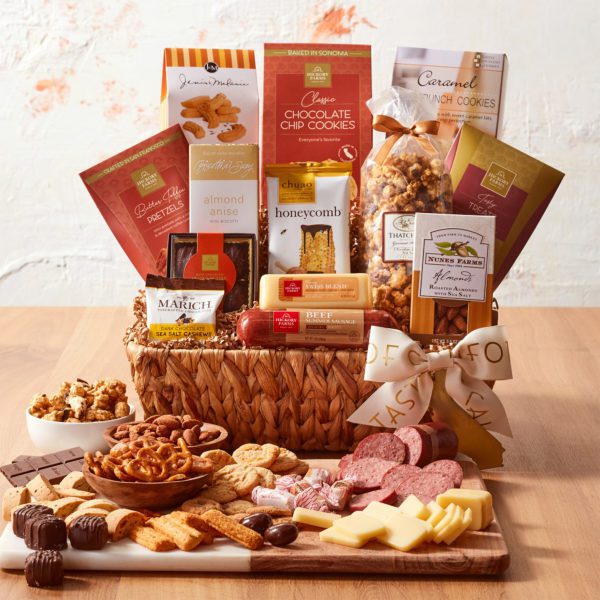 Golden Gourmet Gift Basket | Hickory Farms