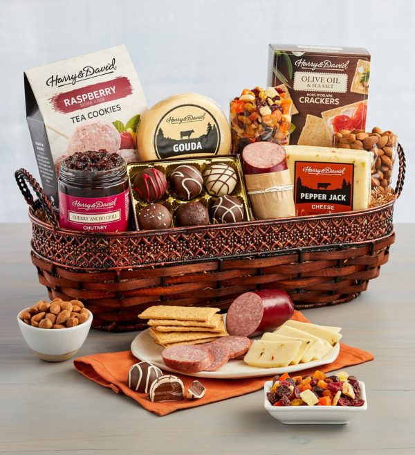 Classsic Gourmet Gift Basket, Assorted Foods, Gifts by Harry & David