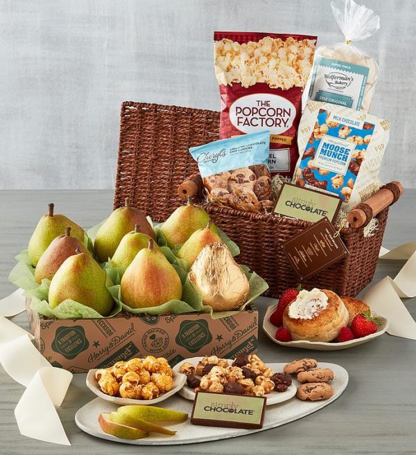 Deluxe Signature Gift Basket, Assorted Foods, Gifts by Harry & David