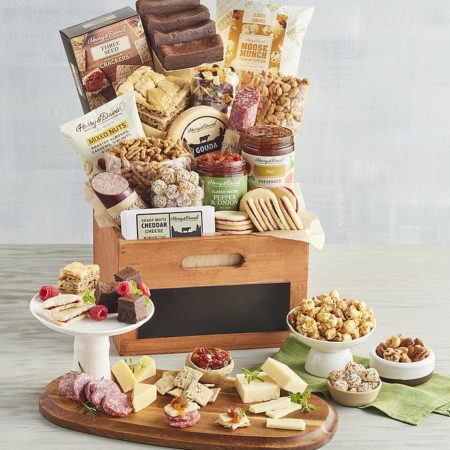 Grand Everyday Sharing Gift Basket, Gifts by Harry & David