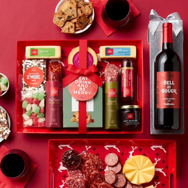 Holiday Entertaining Gift Set with Wine | Hickory Farms