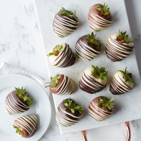 Chocolate Covered Strawberries | Hickory Farms