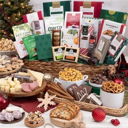 International Christmas Snack Gift Basket Jumbo