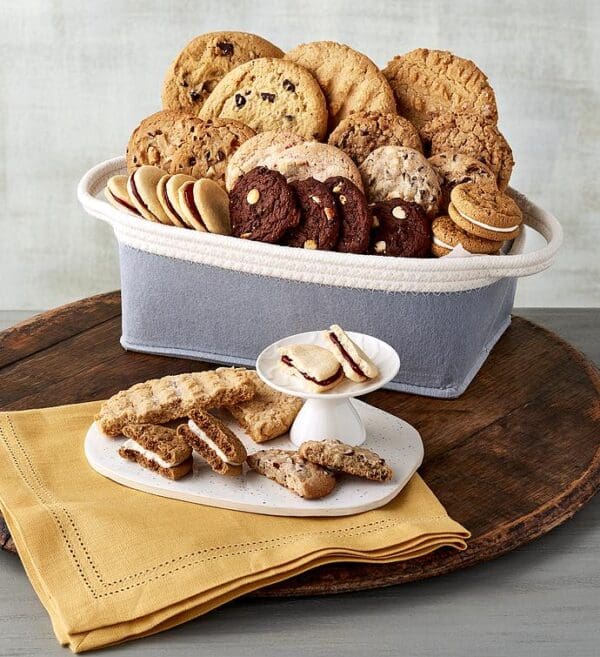 Classsic Signature Cookie Gift Basket, Cookies, Cakes by Harry & David