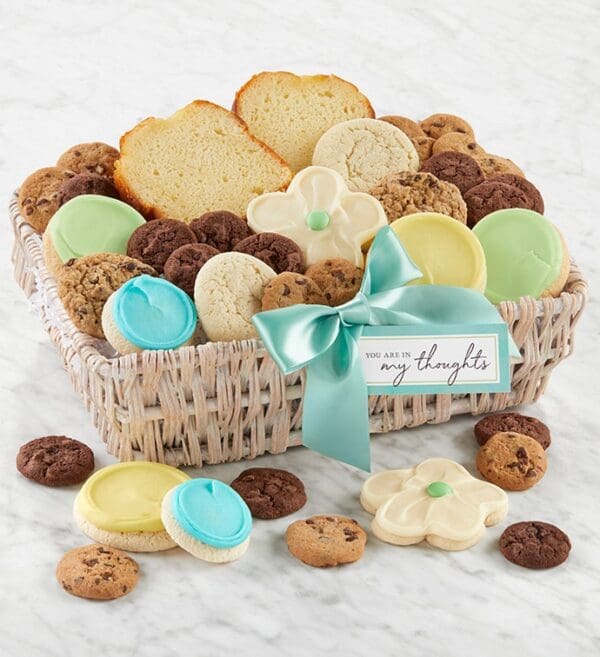 Youre In My Thoughts Basket - Small by Cheryl's Cookies