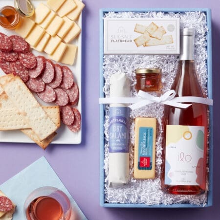 Snacks & Rosé Wine Gift Set | Hickory Farms