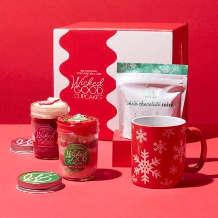 Holiday Cupcake 2-Pack & Coffee Gift Set | Hickory Farms