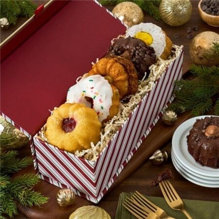 Festive Mini Bundt Cakes Christmas Gift Box