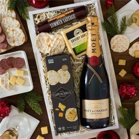 Moet Champagne and Cheese Christmas Gift